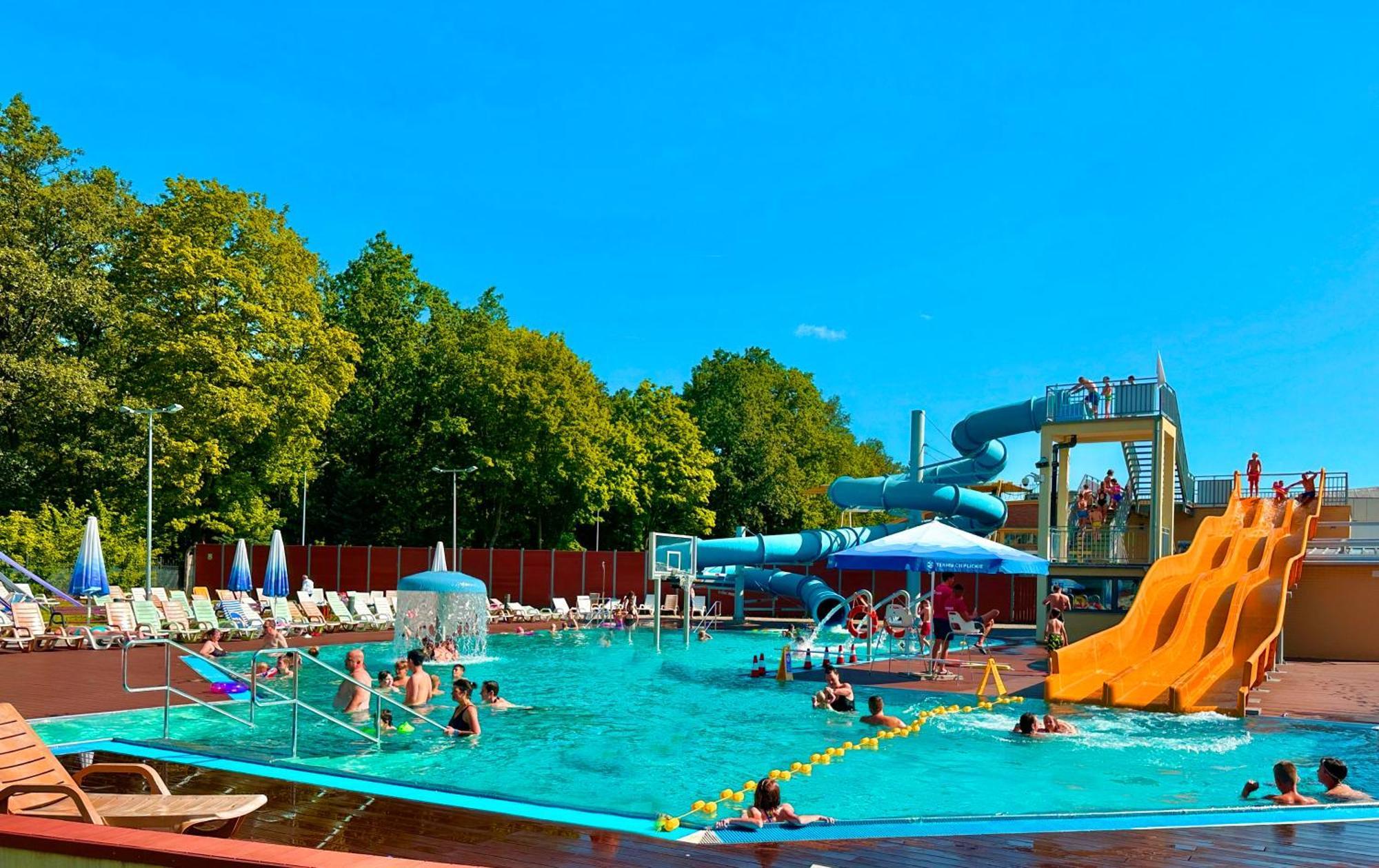 Apartament Przy Termach Cieplickich Julcia Еленя-Гура Экстерьер фото